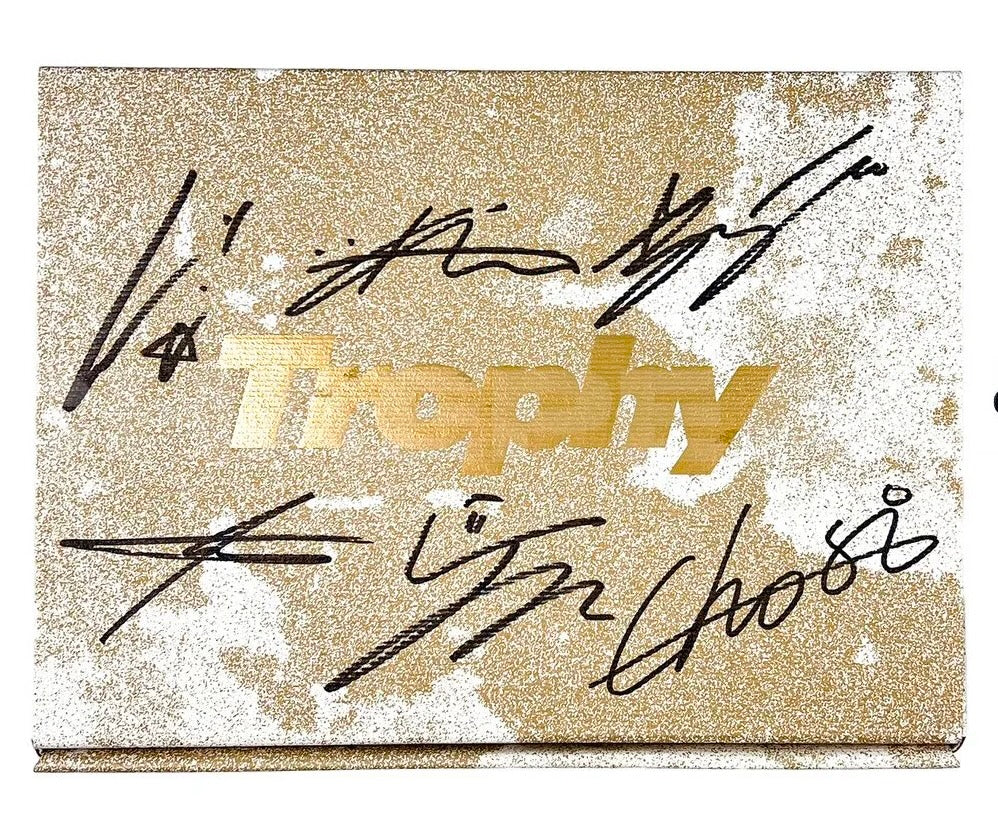 82MAJOR - Trophy (Classic Ver.) (SIGNED BY GROUP)