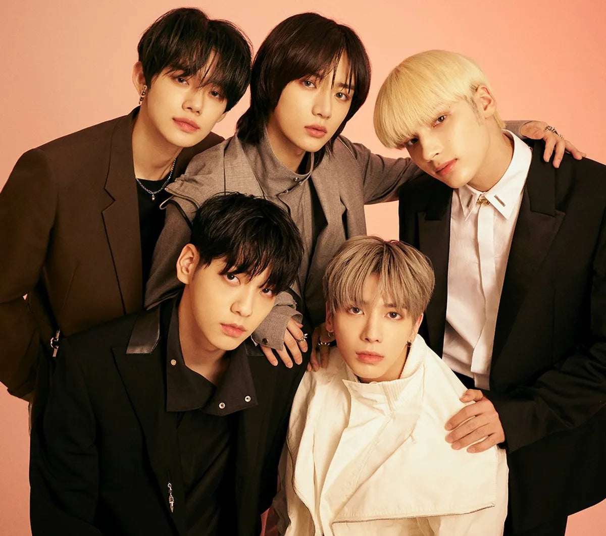 TOMORROW X TOGETHER