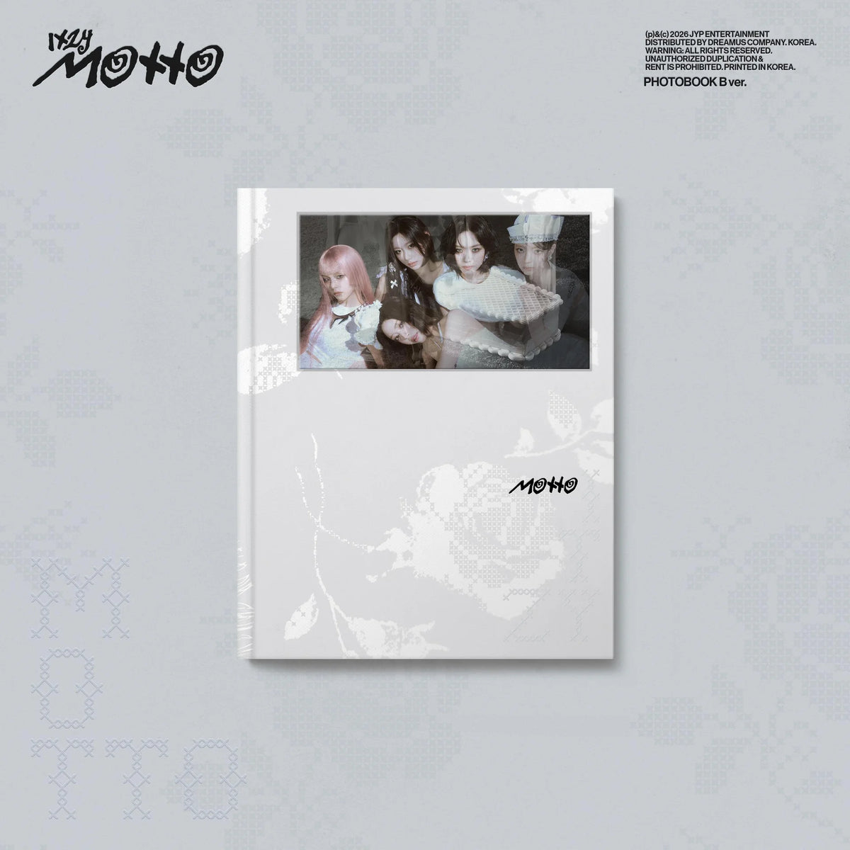 ITZY - MOTTO (Photobook ver.)