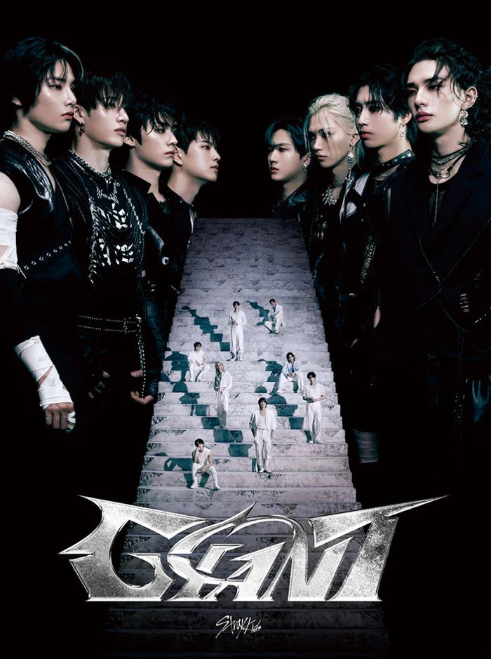 Stray Kids – GIANT (Regular Edition)