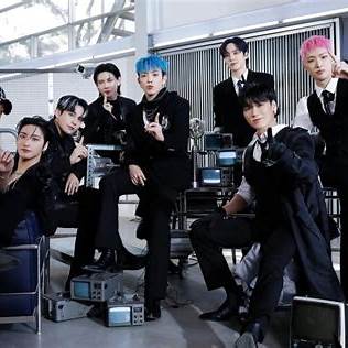 ATEEZ - [THE WORLD EP.2 OUTLAW]